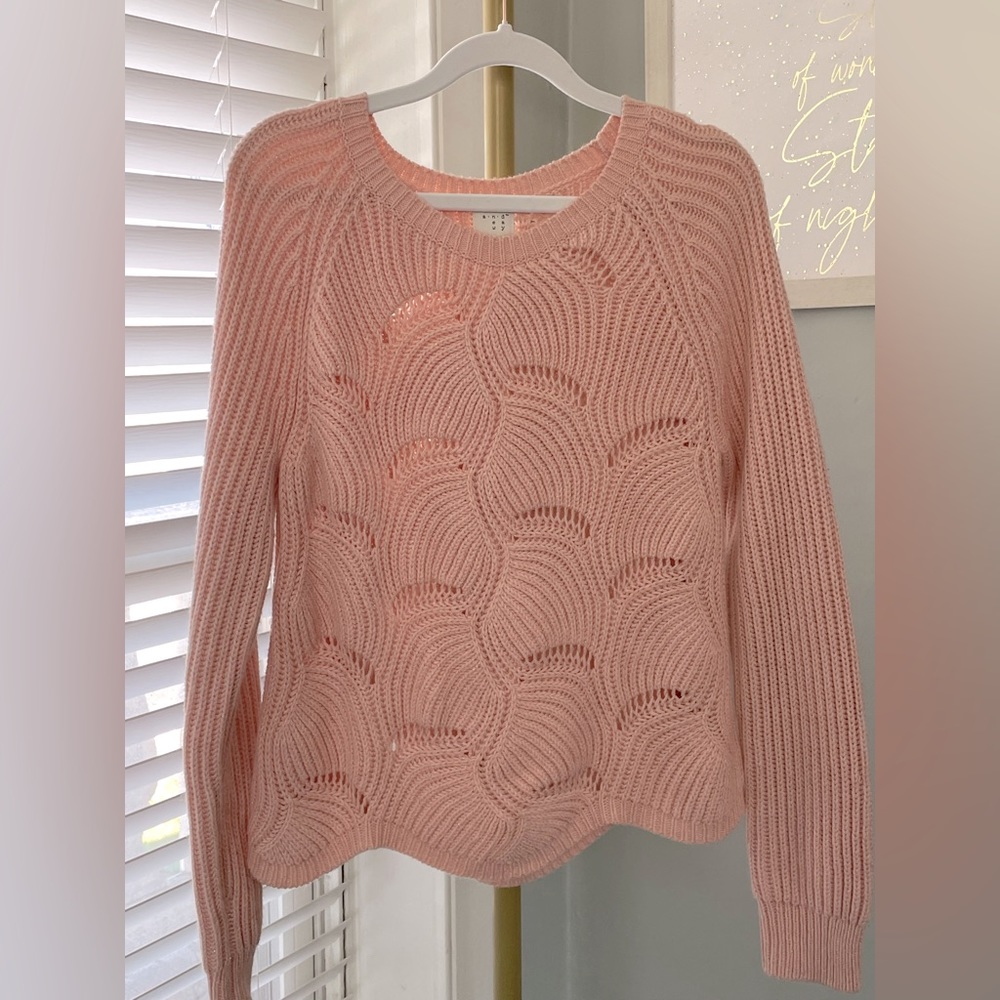 (Sold)GUC medium A New Day sweater (sold)